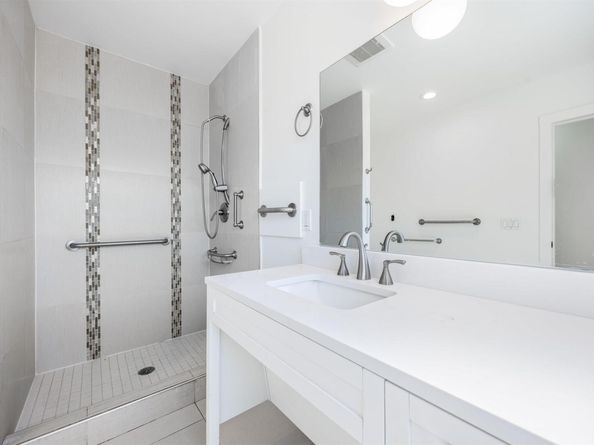19828 Forest Ave, Castro Valley CA 94546