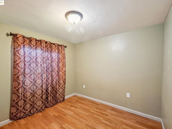 1820 International Blvd, Oakland CA 94606
