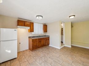 1820 International Blvd, Oakland CA 94606