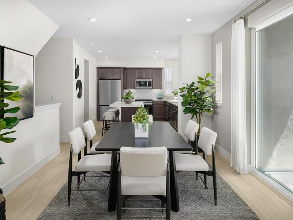 2007 Stanford Street, Alameda CA 94501