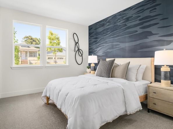 2007 Stanford Street, Alameda CA 94501