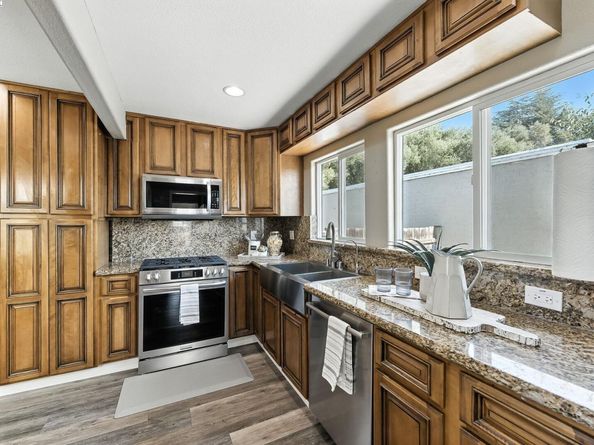 43547 Ellsworth St, Fremont CA 94539