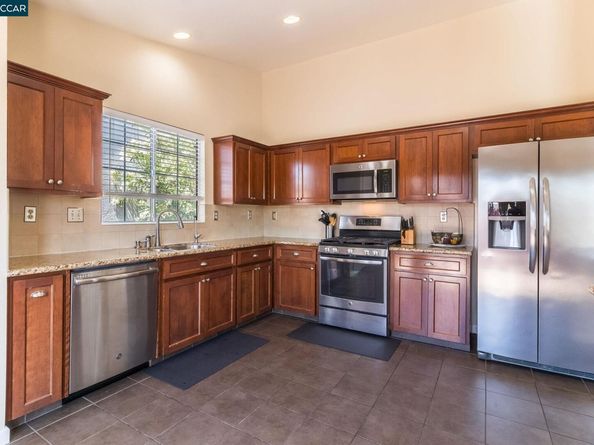 289 Crestview Ave, Martinez CA 94553