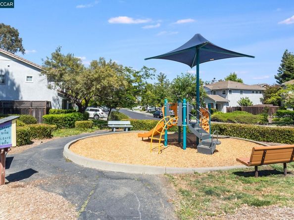 289 Crestview Ave, Martinez CA 94553
