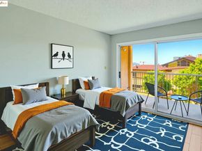 2 Panoramic Way 105, Berkeley CA 94704