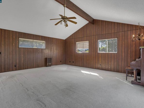 4404 Meadowbrook Dr, Richmond CA 94803