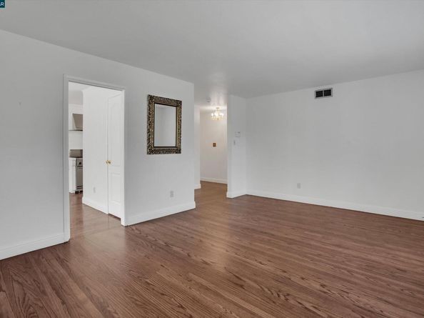 4404 Meadowbrook Dr, Richmond CA 94803