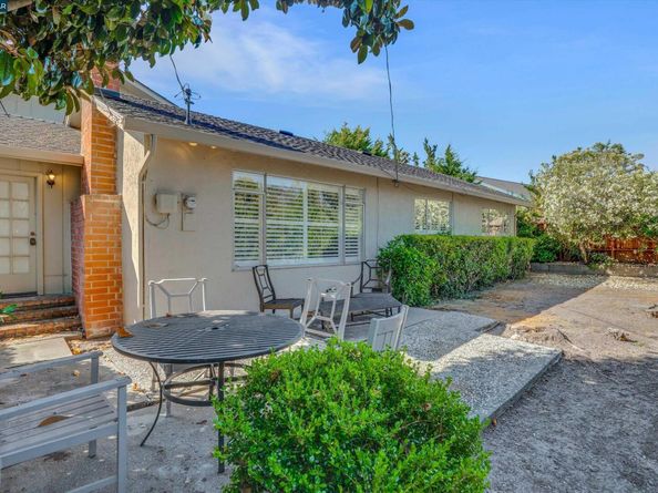 4404 Meadowbrook Dr, Richmond CA 94803