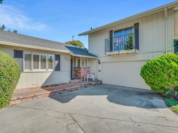 4404 Meadowbrook Dr, Richmond CA 94803