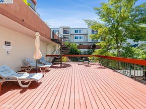 2005 Pleasant Valley Ave 316, Oakland CA 94611