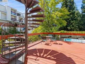 2005 Pleasant Valley Ave 316, Oakland CA 94611