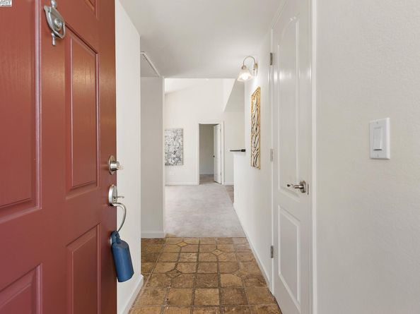 115 Reflections Dr 26, San Ramon CA 94583