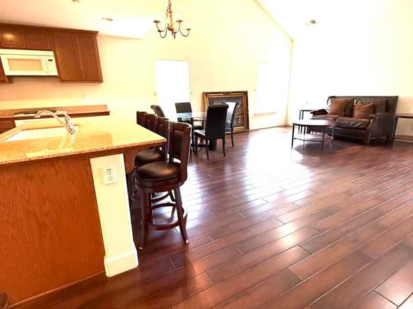 23654 Saklan Rd, Hayward CA 94545