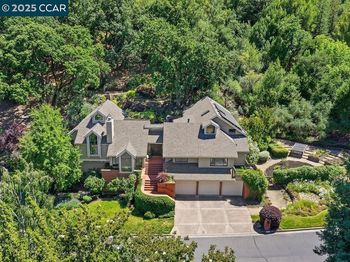 27 Toledo Dr