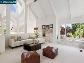 27 Toledo Dr, Lafayette CA 94549