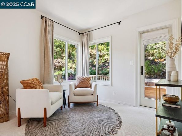 27 Toledo Dr, Lafayette CA 94549