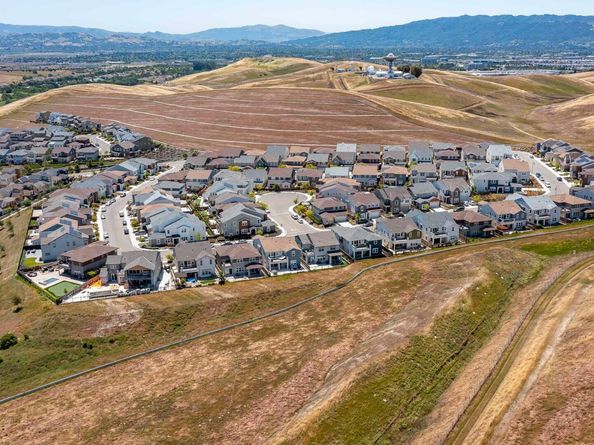 4440 Pine Mountain Way, Dublin CA 94568