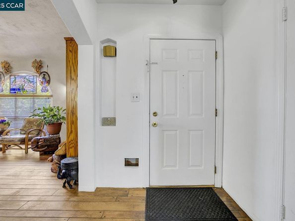 2014 109Th Ave, Oakland CA 94603
