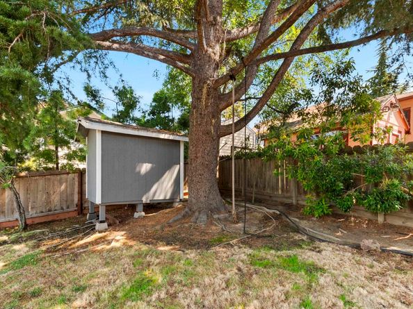 5176 Proctor Rd, Castro Valley CA 94546