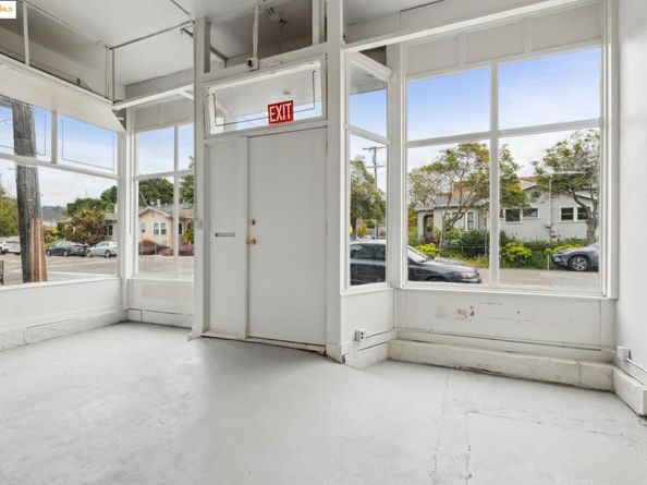 1718 Bancroft Way, Berkeley CA 94703