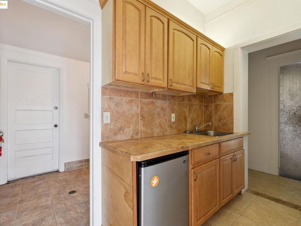 1718 Bancroft Way, Berkeley CA 94703