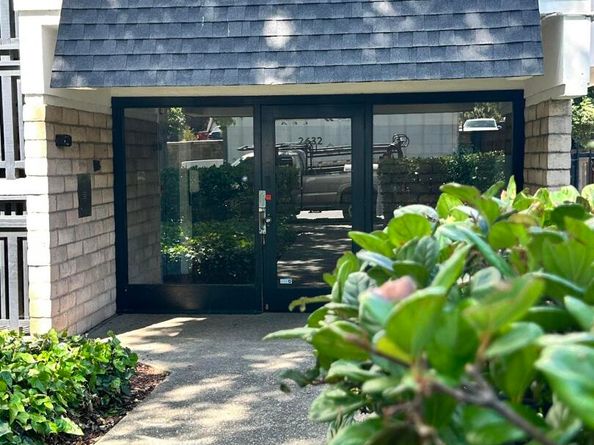 2632 Warring St 1, Berkeley CA 94704