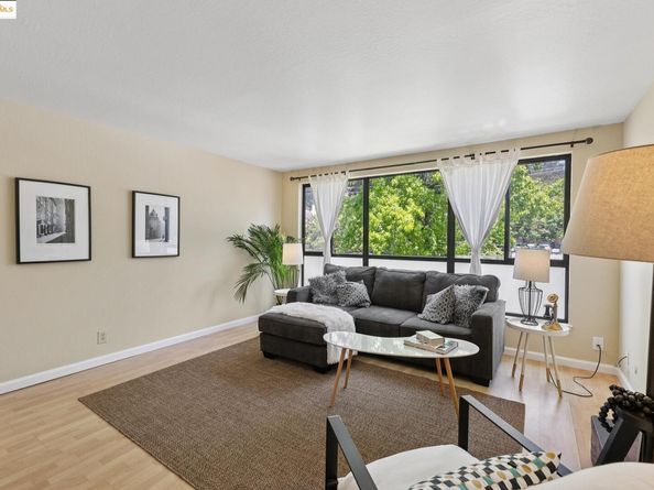 2632 Warring St 1, Berkeley CA 94704