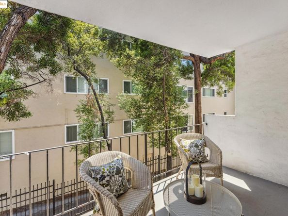 2632 Warring St 1, Berkeley CA 94704