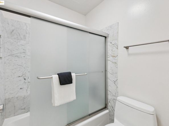 2632 Warring St 1, Berkeley CA 94704