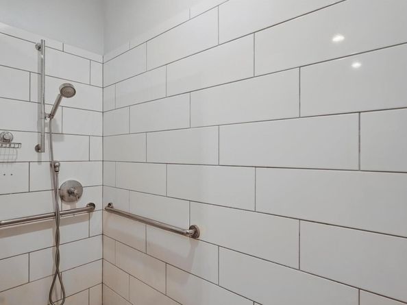 565 Bellevue Ave 2505, Oakland CA 94610