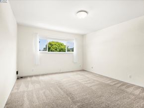 2133 Santa Clara Ave 217, Alameda CA 94501