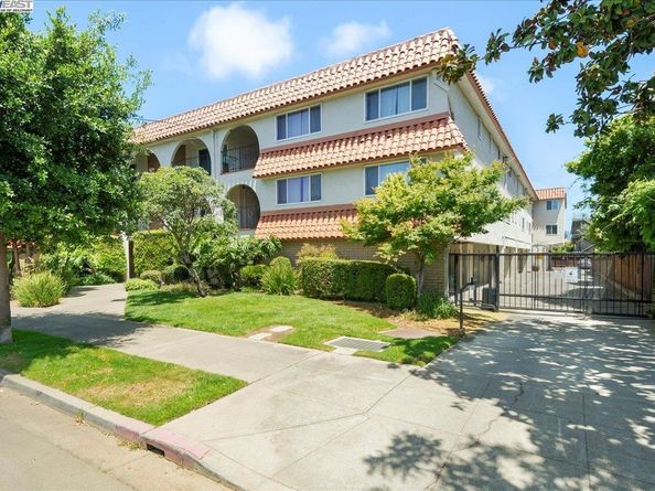 2133 Santa Clara Ave 217, Alameda CA 94501
