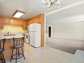 2133 Santa Clara Ave 217, Alameda CA 94501