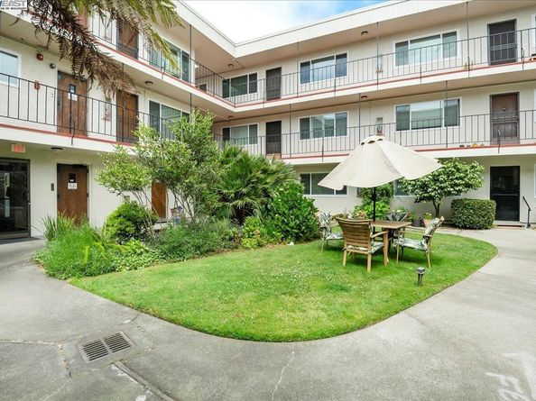 2133 Santa Clara Ave 217, Alameda CA 94501