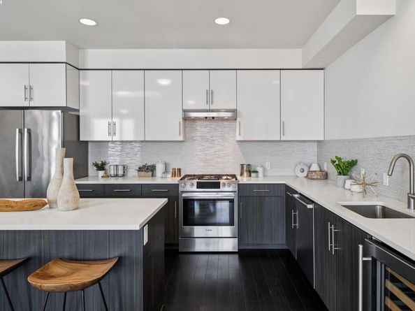 555 Innes 411, San Francisco CA 94124