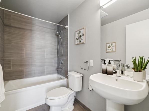 555 Innes 411, San Francisco CA 94124