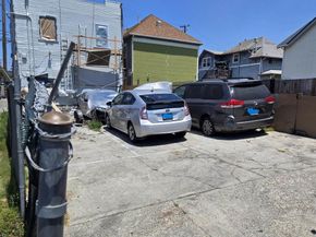 2401 Foothill Blvd, Oakland CA 94601