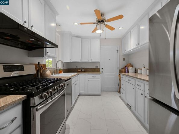 16063 Berkshire Dr, Castro Valley CA 94578