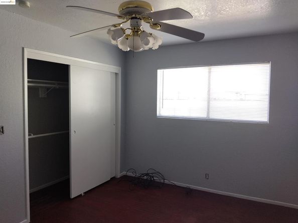 1109 Seminary Avenue, Oakland CA 94621