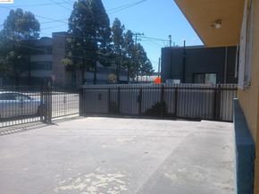 1109 Seminary Avenue, Oakland CA 94621