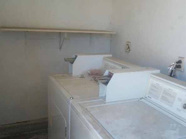 1109 Seminary Avenue, Oakland CA 94621