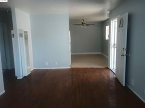 1109 Seminary Avenue, Oakland CA 94621