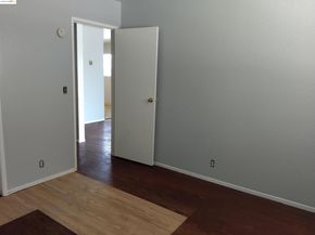 1109 Seminary Avenue, Oakland CA 94621