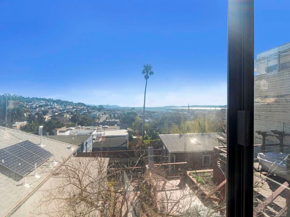 1601 Newhall St, San Francisco CA 94124