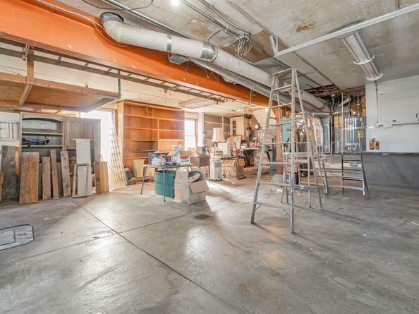 1601 Newhall St, San Francisco CA 94124