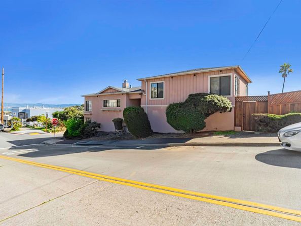 1601 Newhall St, San Francisco CA 94124