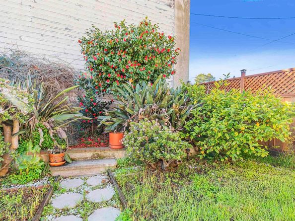 1601 Newhall St, San Francisco CA 94124
