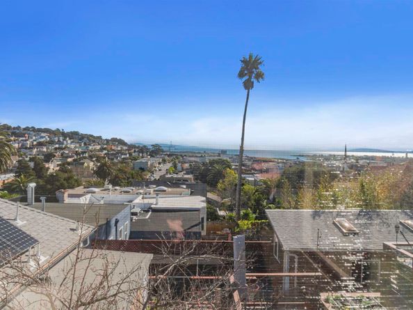 1601 Newhall St, San Francisco CA 94124