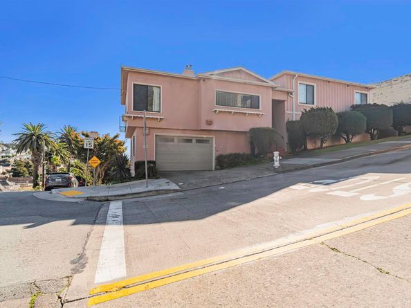 1601 Newhall St, San Francisco CA 94124