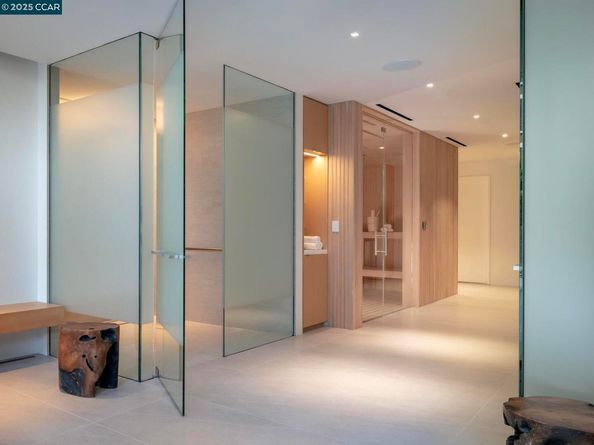 1 Steuart Ln 1103, San Francisco CA 94105